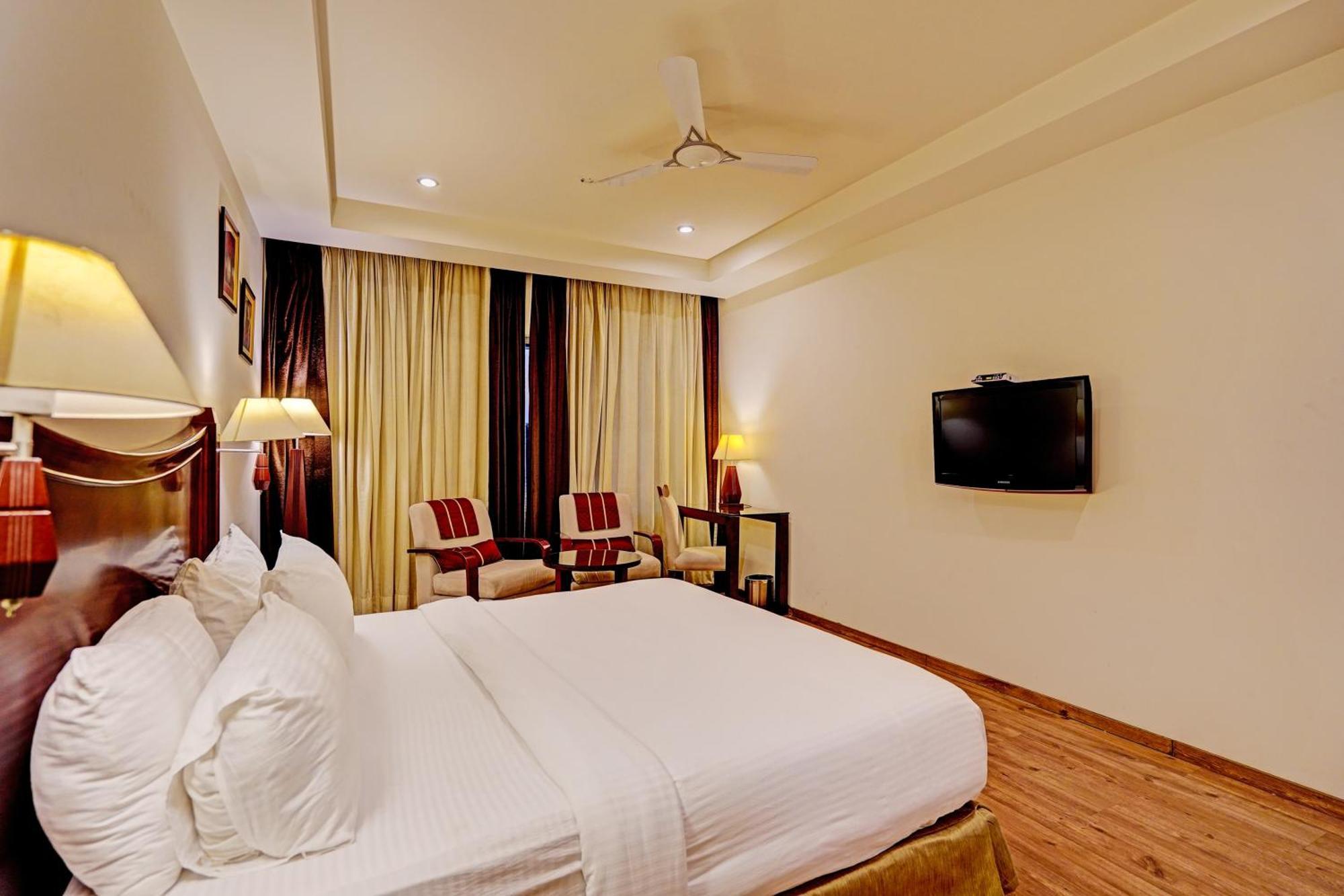 Hotel Marina Near Igi Airport Delhi Nueva Delhi Exterior foto